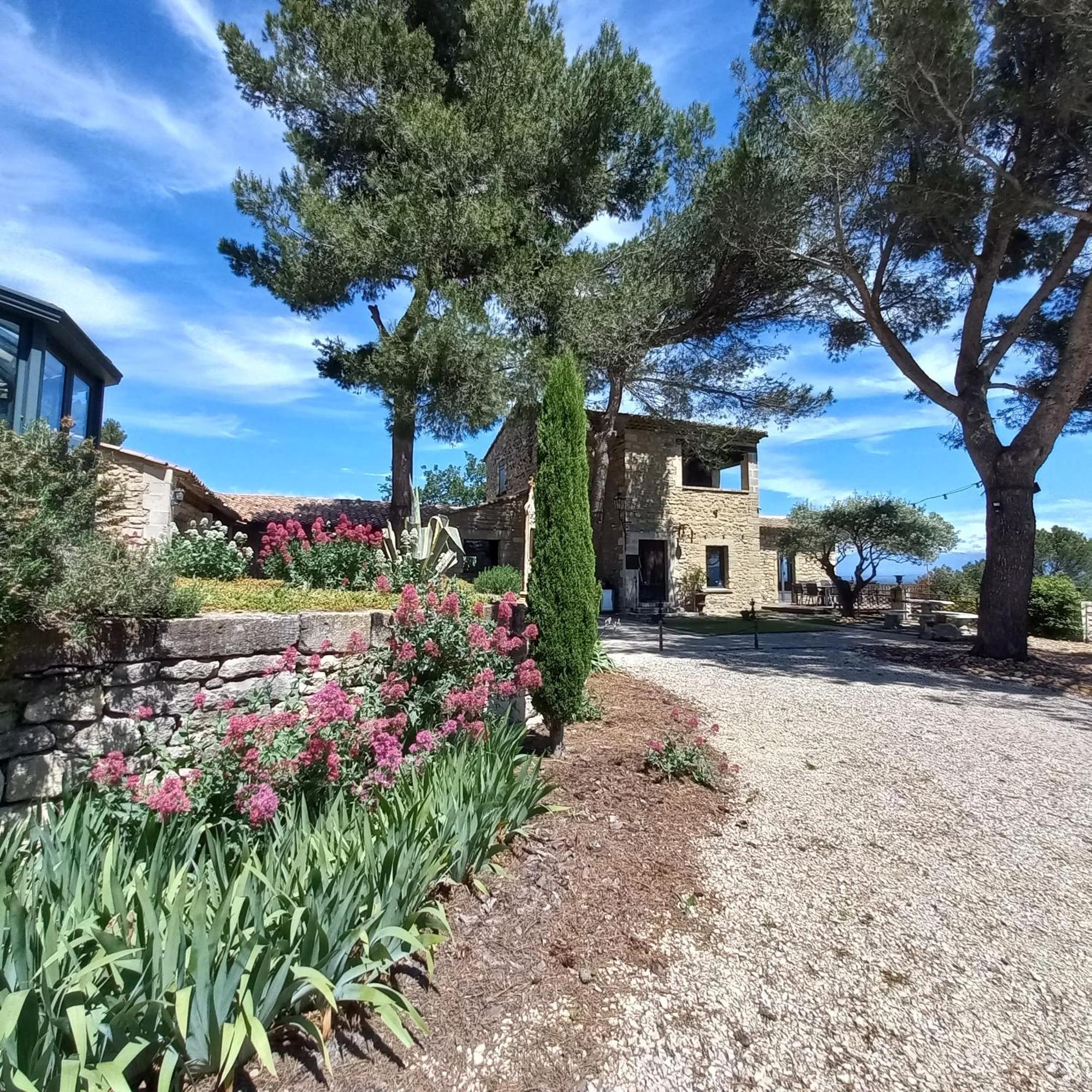 Le Bastion Des Papes Villa Châteauneuf-de-Gadagne Exterior foto